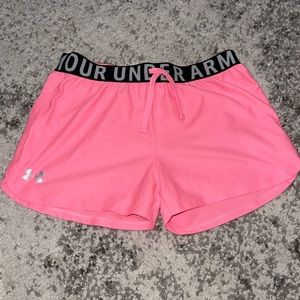 YXL underarmour heat gear shorts
